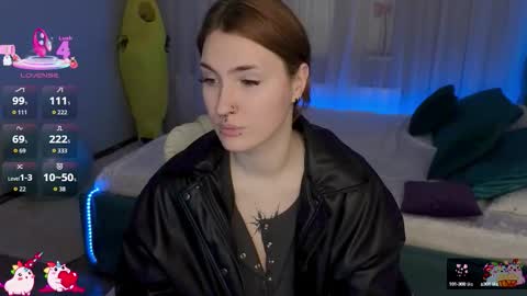 Snapshot of _chlo_e chatting on October 2, 11:28 am Alisa NO NUDE online show from October 2, 11:28 am
