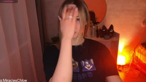 _chloe_miller_ online show from April 15, 7:58 pm