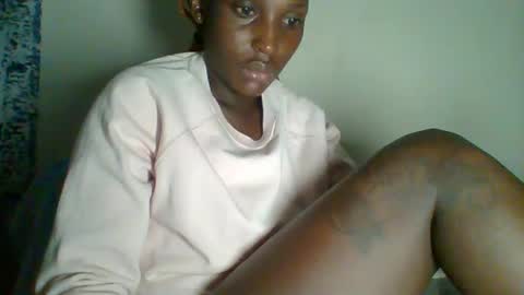 Snapshot of _clara01 chatting on January 19, 3:29 am clara online show from January 19, 3:29 am