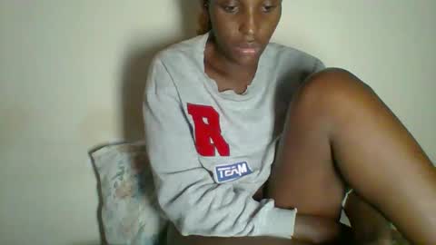 Snapshot of _clara01 chatting on February 22, 7:23 am clara online show from February 22, 7:23 am