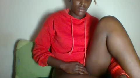 Snapshot of _clara01 chatting on February 28, 7:37 am clara online show from February 28, 7:37 am