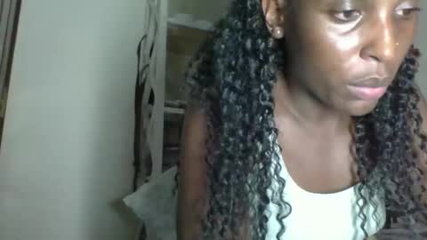 clara online show from March 28, 8:47 am