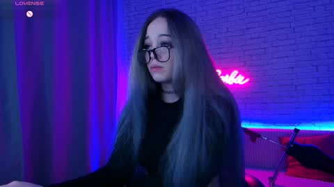 Nica online show from December 20, 8:38 am