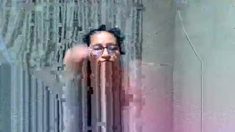Snapshot of _cristal09 chatting on October 2, 1:34 am _cristal09 online show from October 2, 1:34 am