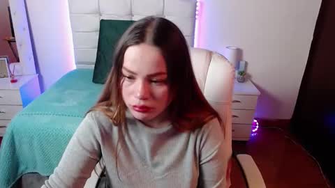 Cristal online show from September 18, 1:24 pm