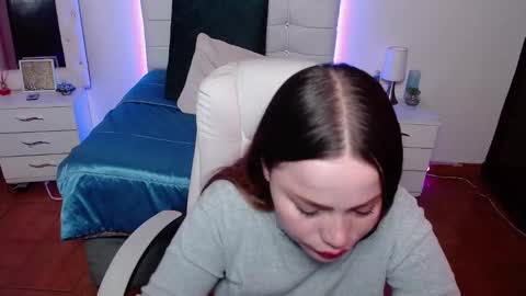 Cristal online show from September 25, 3:38 pm