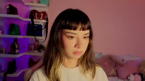 Snapshot of _cute_isabella_ chatting on July 6, 11:18 pm _cute_isabella_ online show from July 6, 11:18 pm