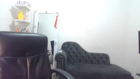 Katherine   Shedule  10pm -4 am  Colombia hour online show from December 10, 6:33 am