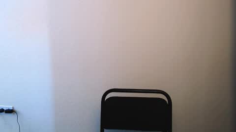 Snapshot of _cutie_and_shy_ chatting on October 28, 11:25 am _cutie_and_shy_ online show from October 28, 11:25 am