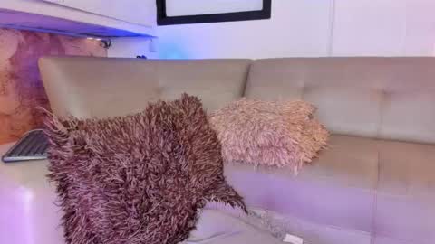 Dahiana Lincoln online show from March 4, 1:11 am