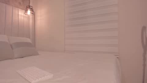 Dakota online show from September 27, 6:35 pm