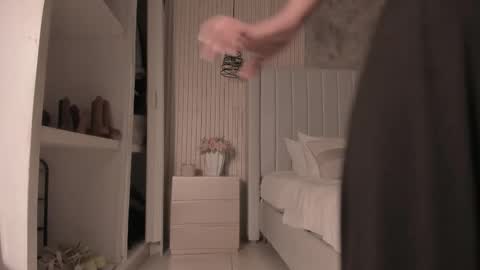 Dakota online show from October 23, 6:39 pm