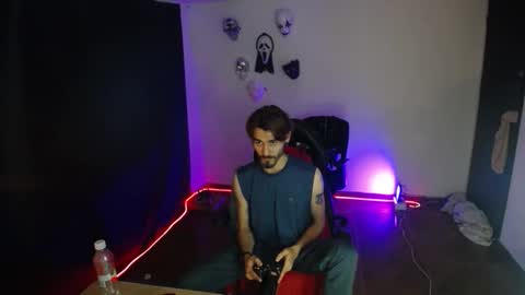 delacruz online show from November 24, 11:48 pm