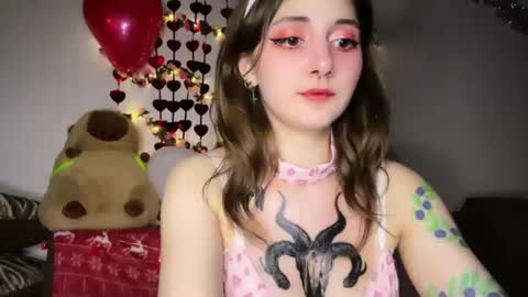 Snapshot of _devilbaby chatting on February 14, 11:20 pm Kate online show from February 14, 11:20 pm