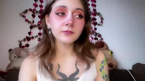 Snapshot of _devilbaby chatting on March 10, 12:26 pm Kate online show from March 10, 12:26 pm