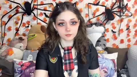 Snapshot of _devilbaby chatting on September 24, 6:33 pm Kate online show from September 24, 6:33 pm
