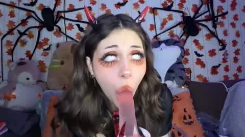 Snapshot of _devilbaby chatting on October 1, 5:24 am Kate online show from October 1, 5:24 am