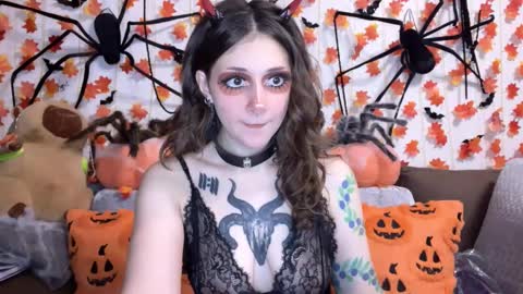 Snapshot of _devilbaby chatting on October 13, 5:13 pm Kate online show from October 13, 5:13 pm