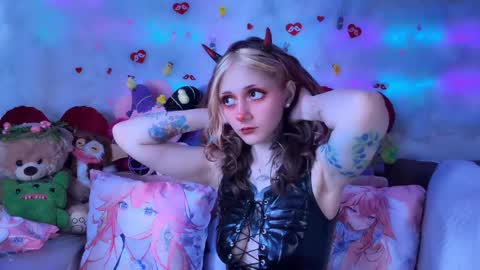 Kate online show from April 5, 5:48 am