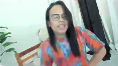 dianna find true love online show from January 9, 6:49 am