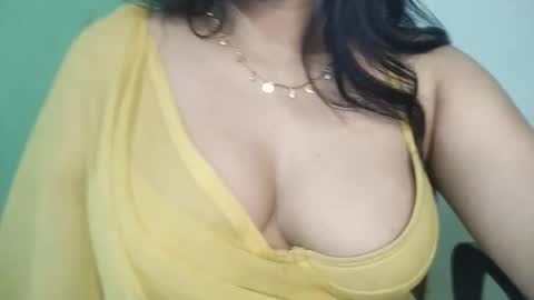 _dreamgirl_0 online show from March 5, 10:28 pm