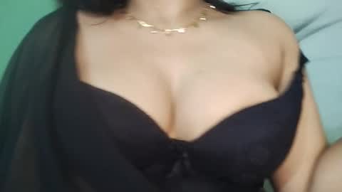 _dreamgirl_0 online show from March 6, 10:39 pm