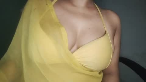Snapshot of _dreamgirl_0 chatting on June 11, 2:53 am _dreamgirl_0 online show from June 11, 2:53 am