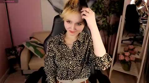 Mao online show from March 15, 1:17 pm