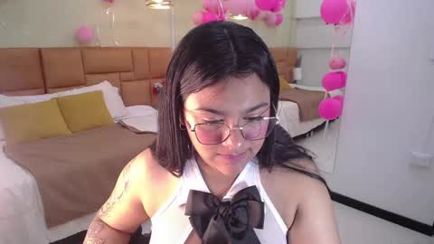 Snapshot of _dulcinea_1 chatting on February 8, 9:35 am Dulcinea online show from February 8, 9:35 am