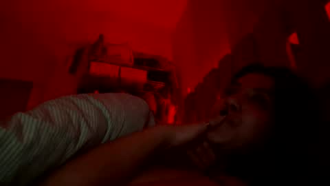 Snapshot of _elena_barra chatting on March 7, 2:46 am elena barra online show from March 7, 2:46 am