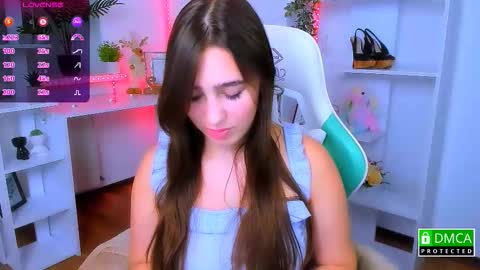 Lizzy  online show from November 15, 11:21 pm