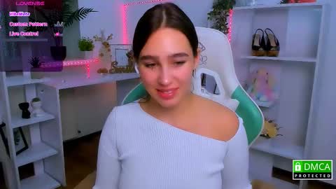 Lizzy  online show from November 26, 9:27 pm