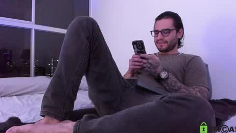  -         online show from October 12, 11:15 pm