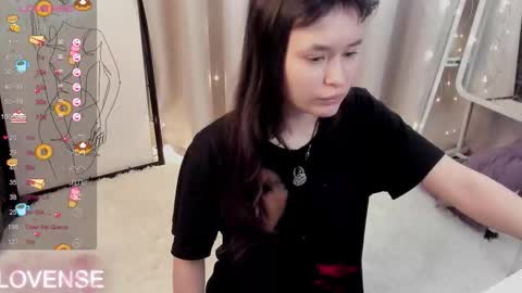 _emily__strike_ online show from March 16, 5:24 am