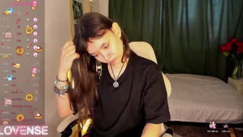 _emily__strike_ online show from April 9, 1:27 am