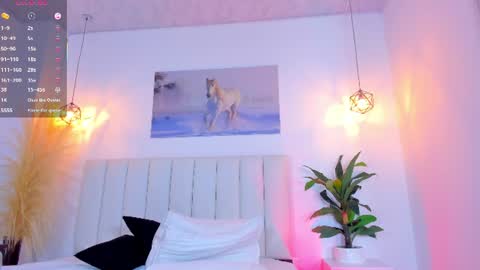 Snapshot of _emily_queen chatting on June 29, 10:15 am Emily Queen online show from June 29, 10:15 am