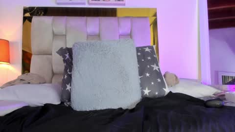 Isabella online show from January 14, 6:07 pm