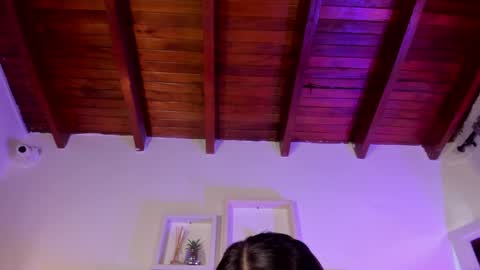 Isabella online show from April 9, 12:10 pm