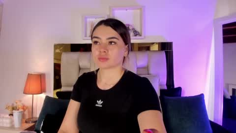 Isabella online show from April 11, 12:09 pm