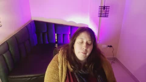 Emily  online show from November 13, 11:09 am