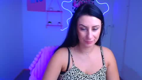 Emma online show from November 2, 6:38 am