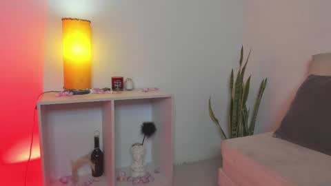 emma morryson online show from February 20, 3:01 am