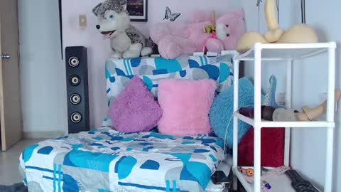 Snapshot of _emyligrey chatting on March 4, 5:53 am Emily Valencia online show from March 4, 5:53 am