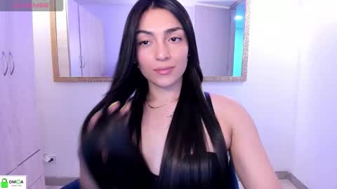  Erica Vanderhill  online show from December 22, 11:57 pm