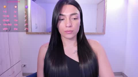  Erica Vanderhill  online show from January 16, 12:14 am