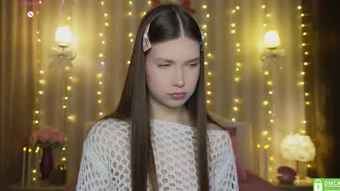 Alice online show from December 14, 7:29 pm