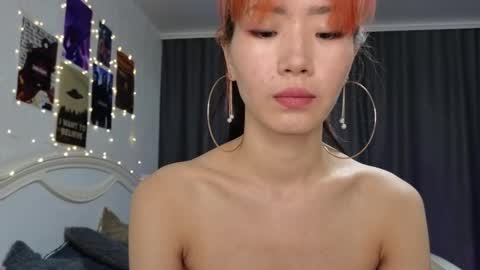 Snapshot of _eve____ chatting on January 25, 7:49 am EveEva online show from January 25, 7:49 am