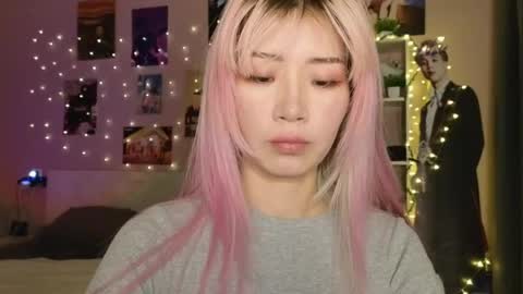 EveEva online show from March 25, 12:38 am