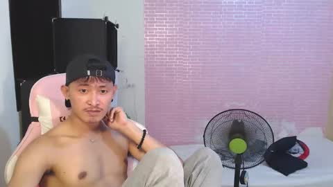 Snapshot of _everydaycum chatting on January 15, 4:11 pm morg online show from January 15, 4:11 pm