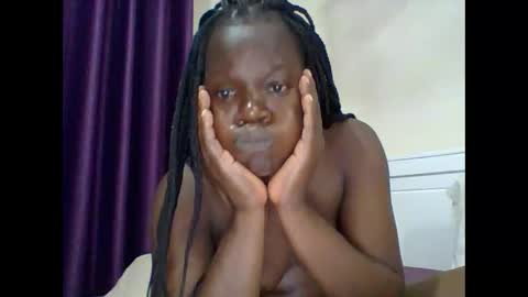 Snapshot of _finebaby69xx_ chatting on December 15, 9:30 pm Marlin online show from December 15, 9:30 pm